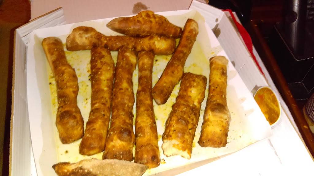 Papa Johns Pizza | restaurant | 572 W Interstate Hwy 30, Royse City, TX 75189, USA | 9726356300 OR +1 972-635-6300