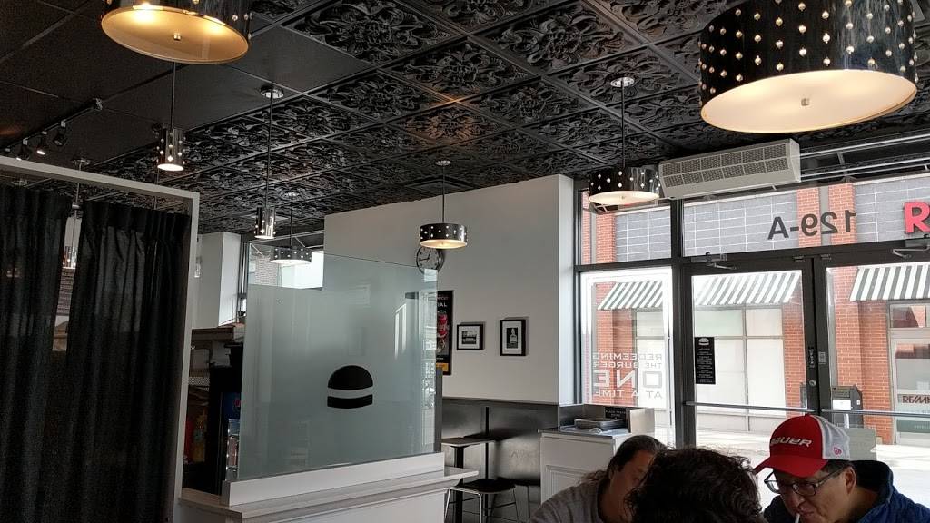 The Burgers Priest | restaurant | 129 Lakeshore Rd E, Mississauga, ON L5G 1E5, Canada | 9059907300 OR +1 905-990-7300