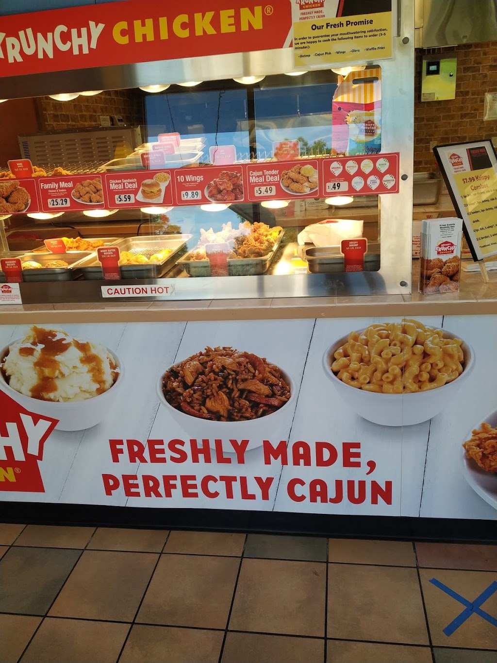 Krispy Krunchy Chicken | restaurant | 4620 Woodville Hwy, Tallahassee, FL 32305, USA | 8505978653 OR +1 850-597-8653