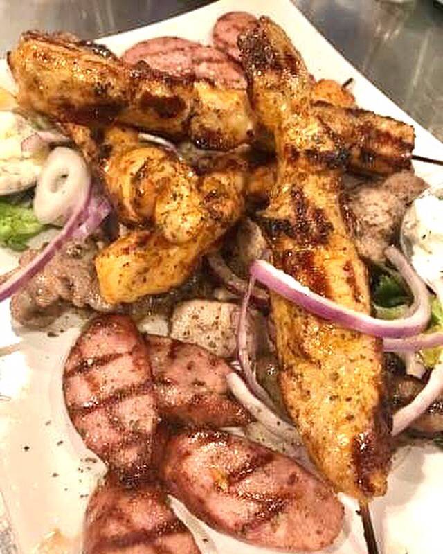 Olive & Citron | restaurant | 5508 Av de Monkland, Montréal, QC H4A 1C7, Canada | 5145487404 OR +1 514-548-7404