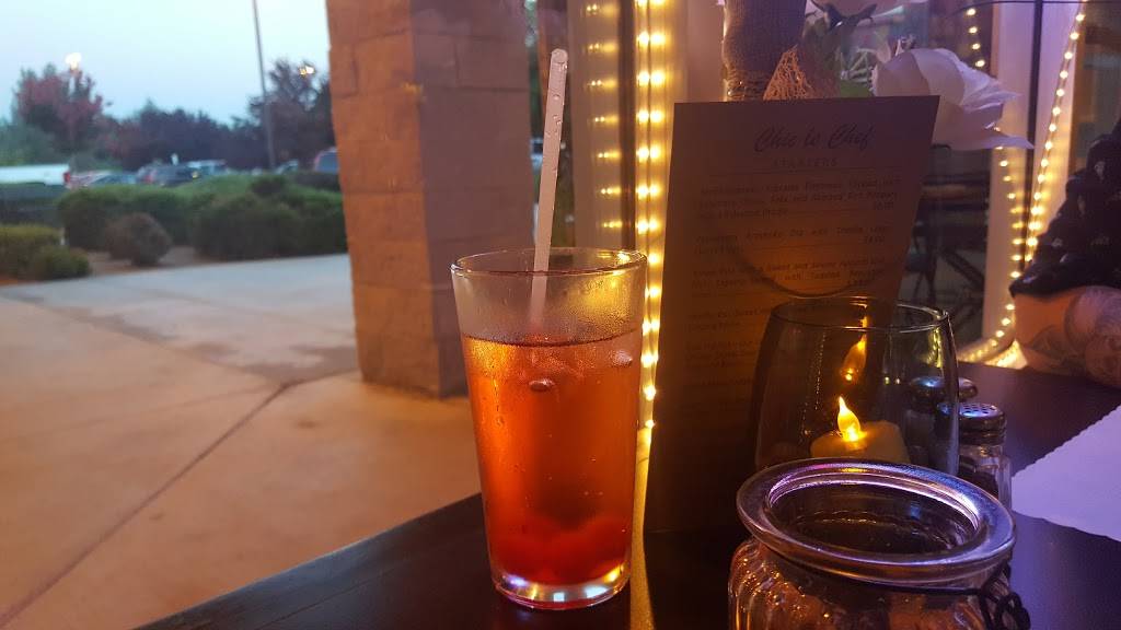 Chic Le Chef | restaurant | 18983 Hartmann Rd # M, Hidden Valley Lake, CA 95467, USA | 7079879664 OR +1 707-987-9664