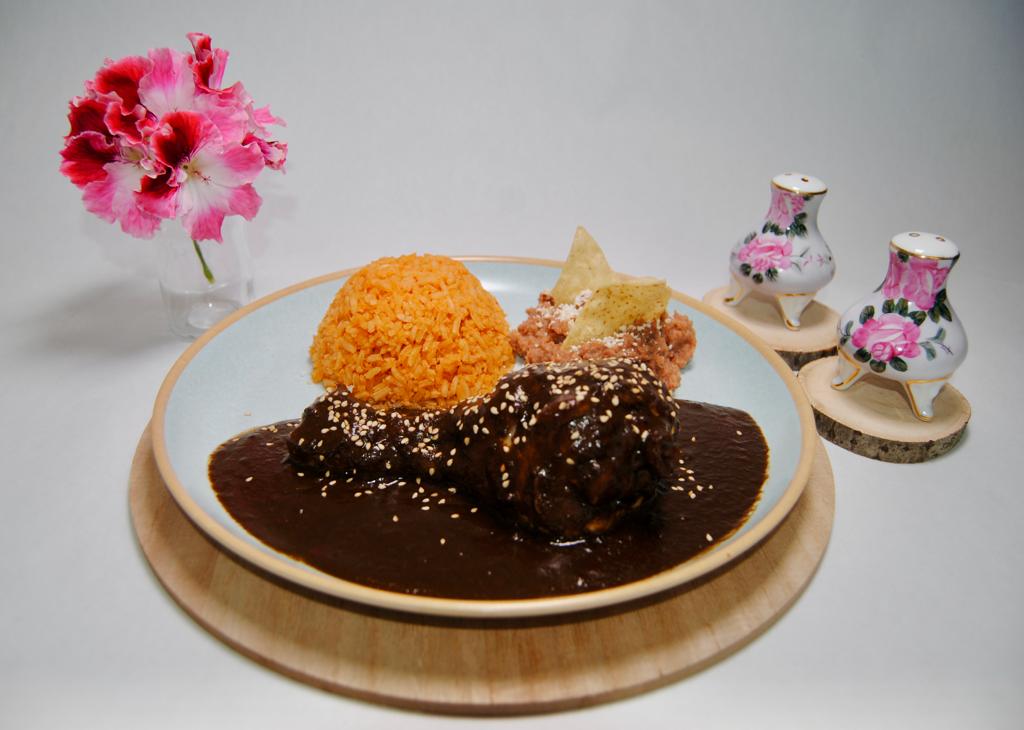 La Memela Mexican Food | restaurant | Winchester Rd, Temecula, CA 92591, USA | 9512966677 OR +1 951-296-6677