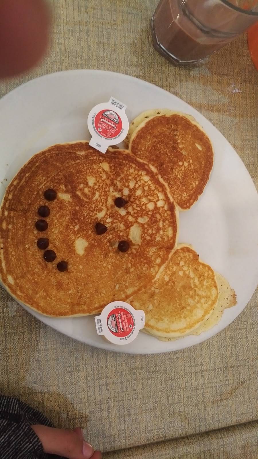 Honky Tonk Restaurant | restaurant | 871 Ward St, Bridgenorth, ON K0L 1H0, Canada | 7052927871 OR +1 705-292-7871