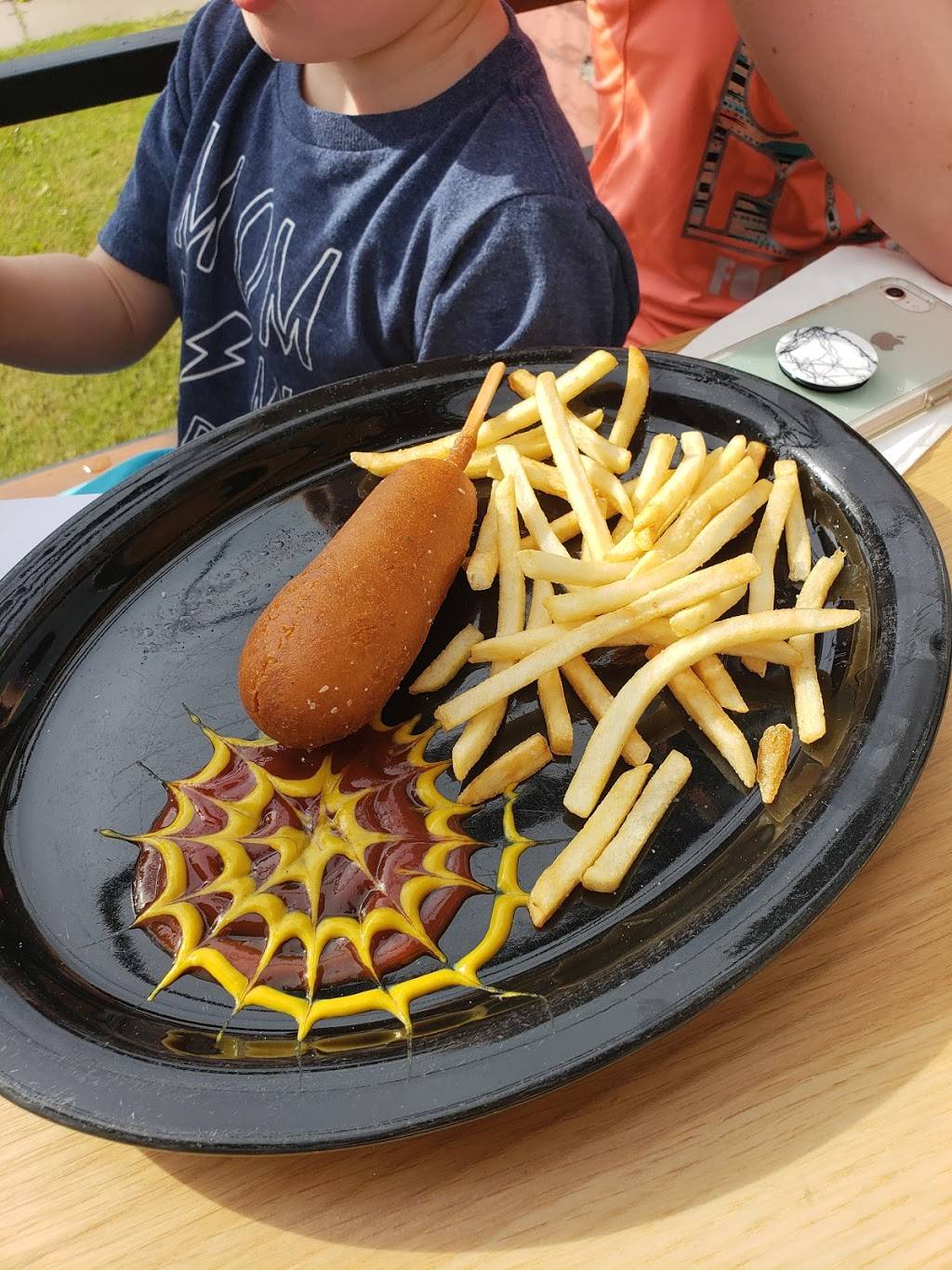 Muddy Waters Bar & Grill | restaurant | 231 Broad St, Prescott, WI 54021, USA | 7152625999 OR +1 715-262-5999