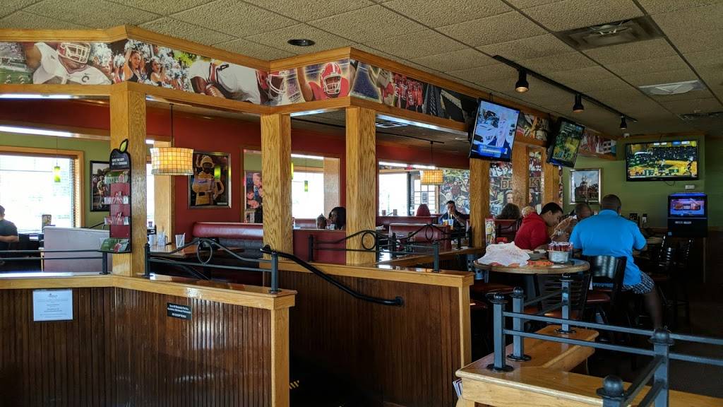 Applebees Grill + Bar | restaurant | Georgia 124, 1925 Scenic Hwy N, Snellville, GA 30078, USA | 7709791947 OR +1 770-979-1947