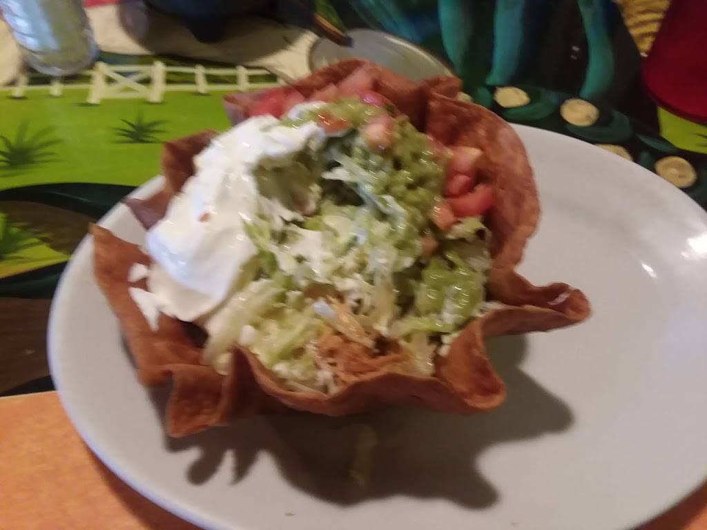 El Rancho | restaurant | 4743 US-10 #1, Ludington, MI 49431, USA | 2318436700 OR +1 231-843-6700