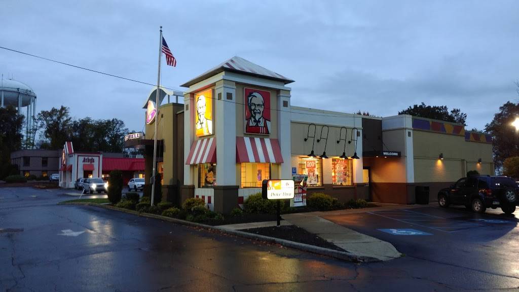 KFC | restaurant | 6190 Steubenville Pike, McKees Rocks, PA 15136, USA | 4127871466 OR +1 412-787-1466
