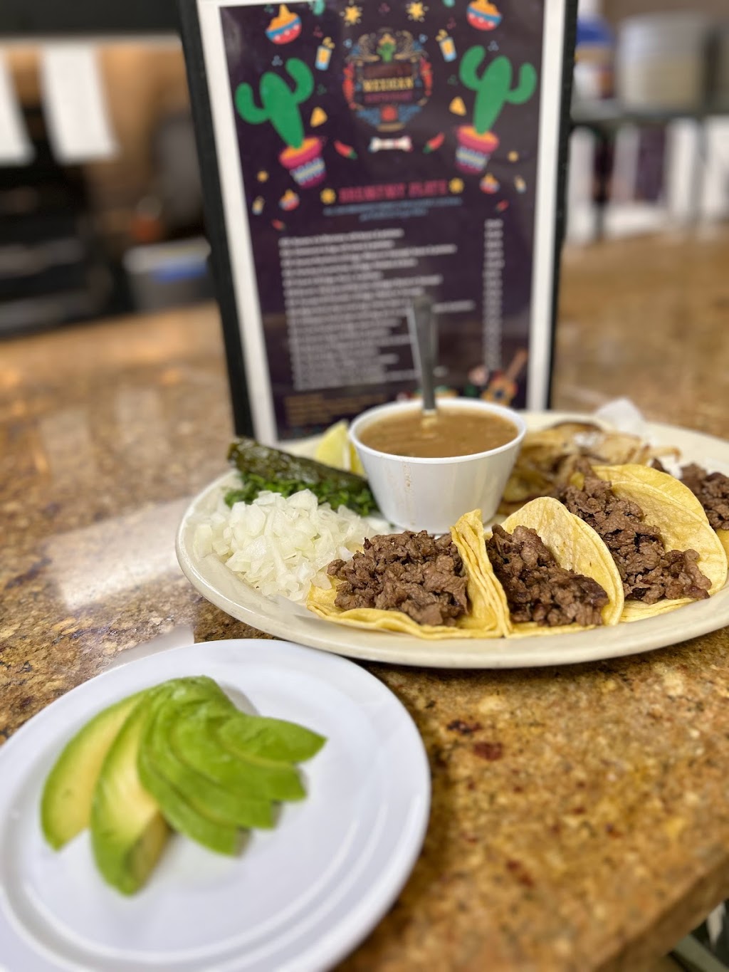 Evelyn’s Mexican Restaurant | restaurant | 8806 FM 775, Seguin, TX 78155, USA | 8304203760 OR +1 830-420-3760