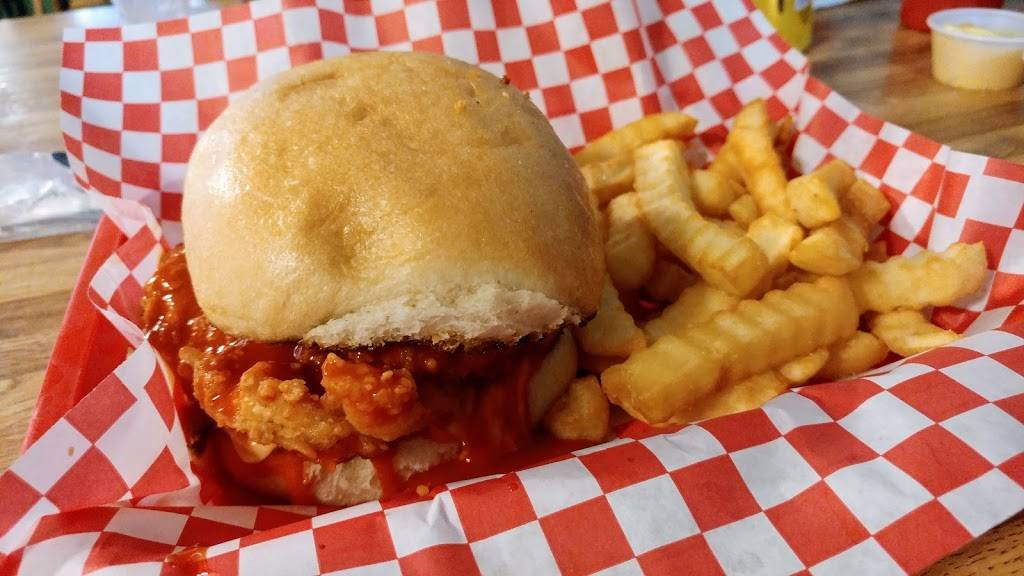 Bobs Burger Pasta & Pizza | restaurant | 92 Main St, Bells, TN 38006, USA | 7313453055 OR +1 731-345-3055