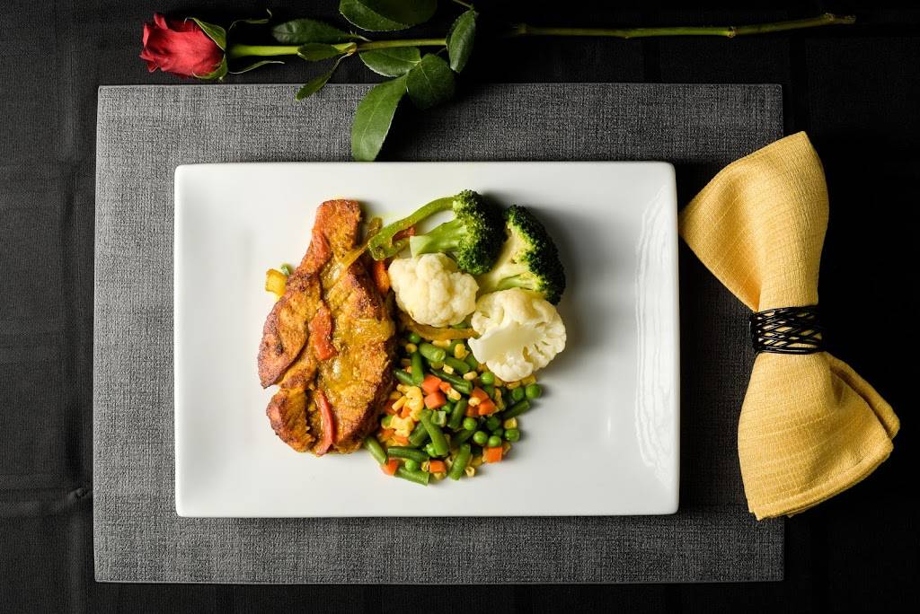 Rubys Jamaican Kitchen | restaurant | 2817 Schooley Dr, Alexandria, VA 22306, USA | 7032690881 OR +1 703-269-0881