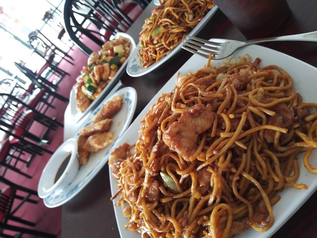 Yins Chinese Restaurant | restaurant | 1950 W Indian School Rd Ste 12, Phoenix, AZ 85015, USA | 6022795174 OR +1 602-279-5174