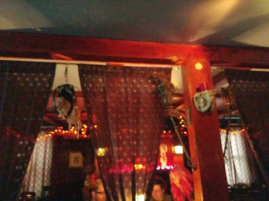 Black & Blue | restaurant | 683 Walnut St, Easton, PA 18042, USA | 6104383604 OR +1 610-438-3604