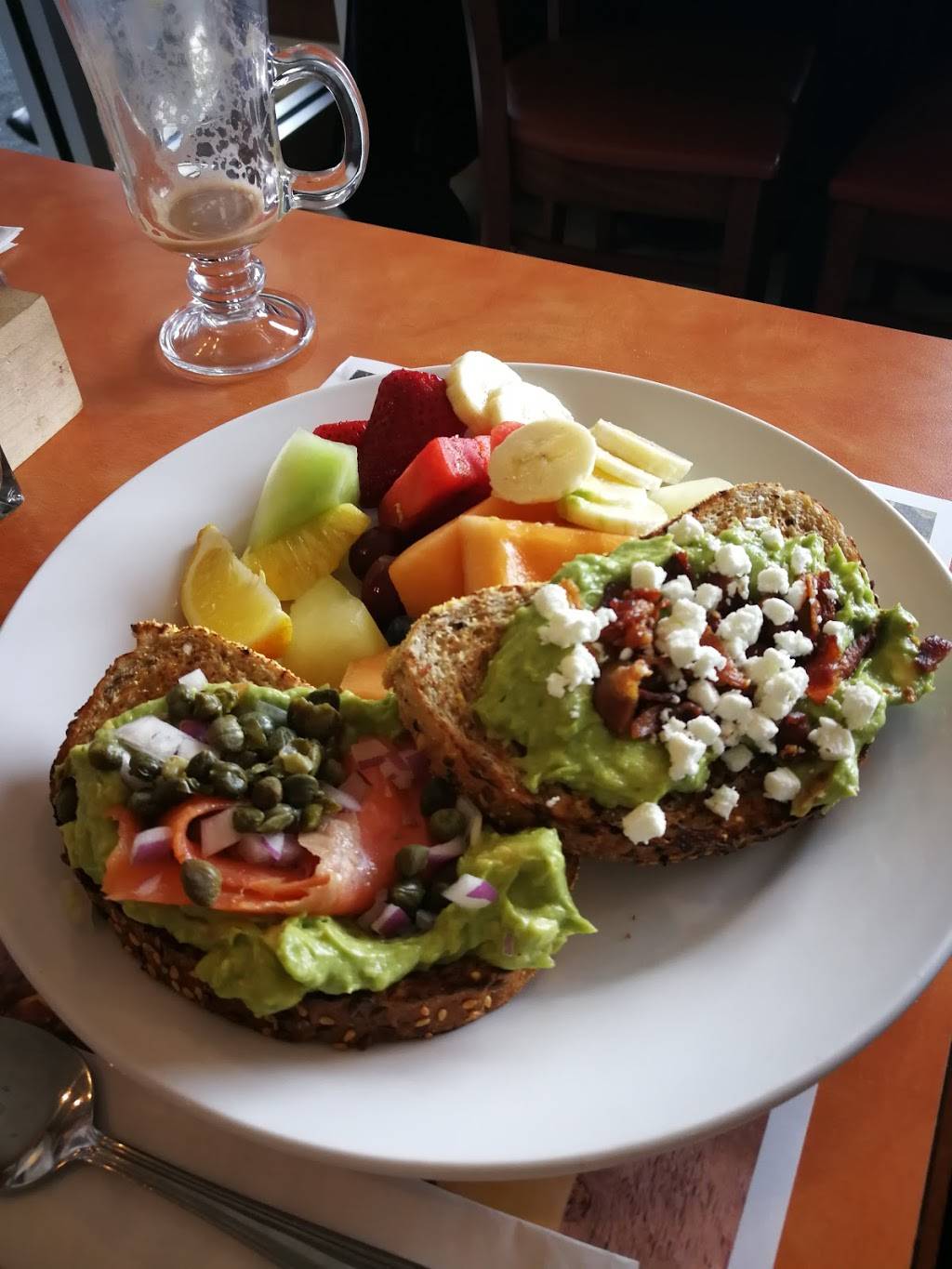 Ben & Florentine | restaurant | 6835 Boulevard Taschereau Local 1, Brossard, QC J4Z 1A7, Canada | 4504866872 OR +1 450-486-6872