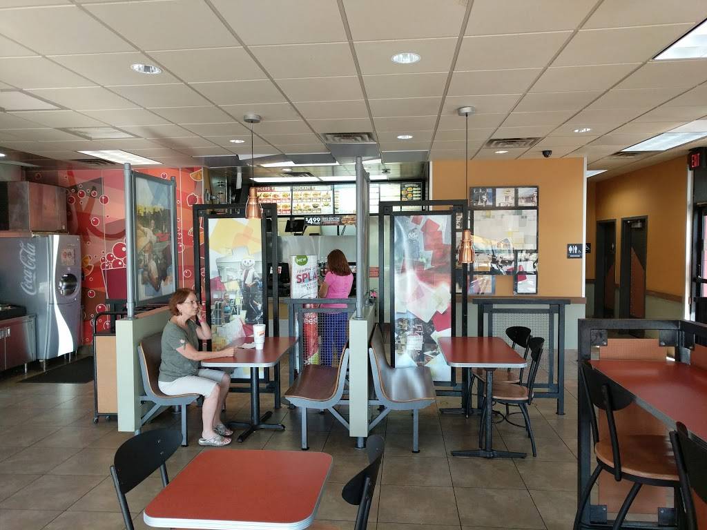 Jack in the Box | restaurant | 21034 Us Highway 281 N, San Antonio, TX 78258, USA | 2104977659 OR +1 210-497-7659