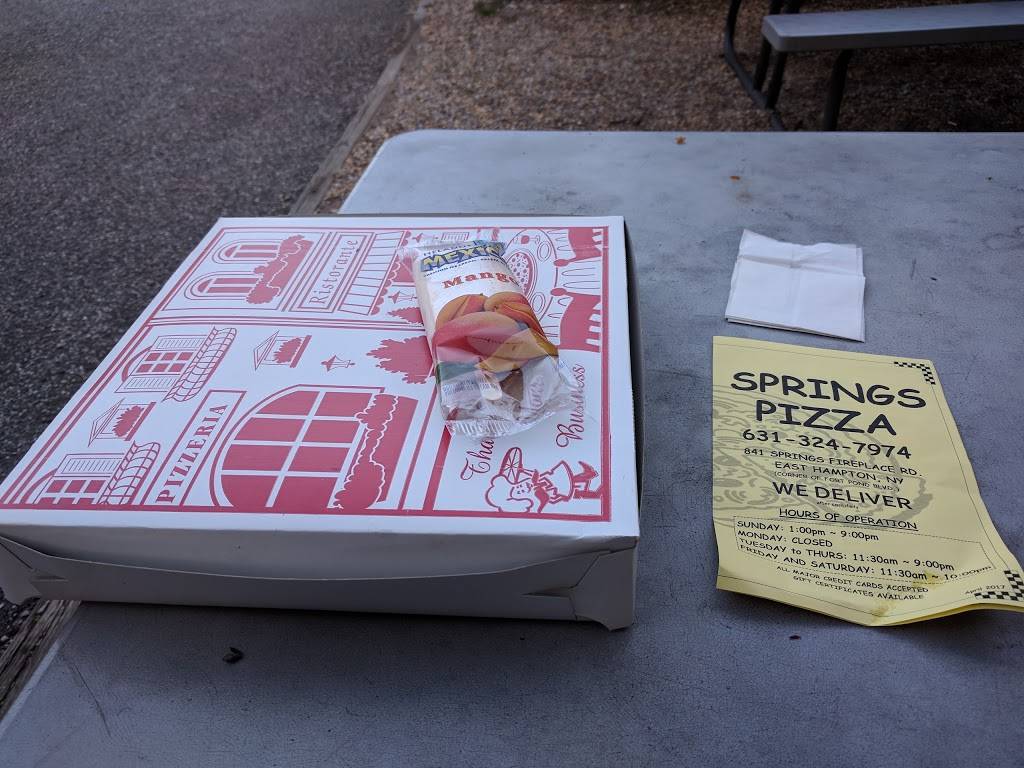 Springs Pizza | restaurant | 841 Springs Fireplace Rd, East Hampton, NY 11937, USA | 6319074039 OR +1 631-907-4039