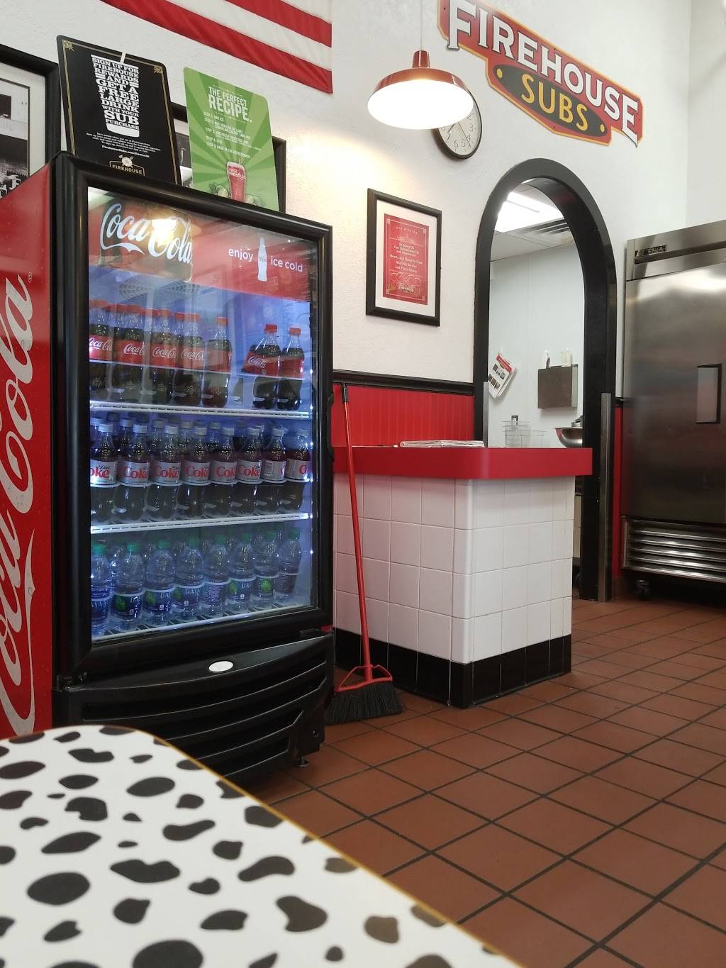 Firehouse Subs | meal delivery | 1820 Gunbarrel Rd #700, Chattanooga, TN 37421, USA | 4234755491 OR +1 423-475-5491