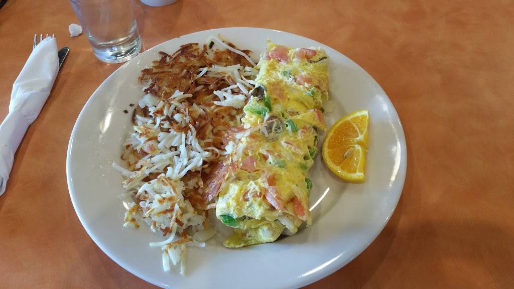 Georgias Restaurant & Pancake House Algonquin | restaurant | 1470 S Randall Rd, Algonquin, IL 60102, USA | 2243330695 OR +1 224-333-0695