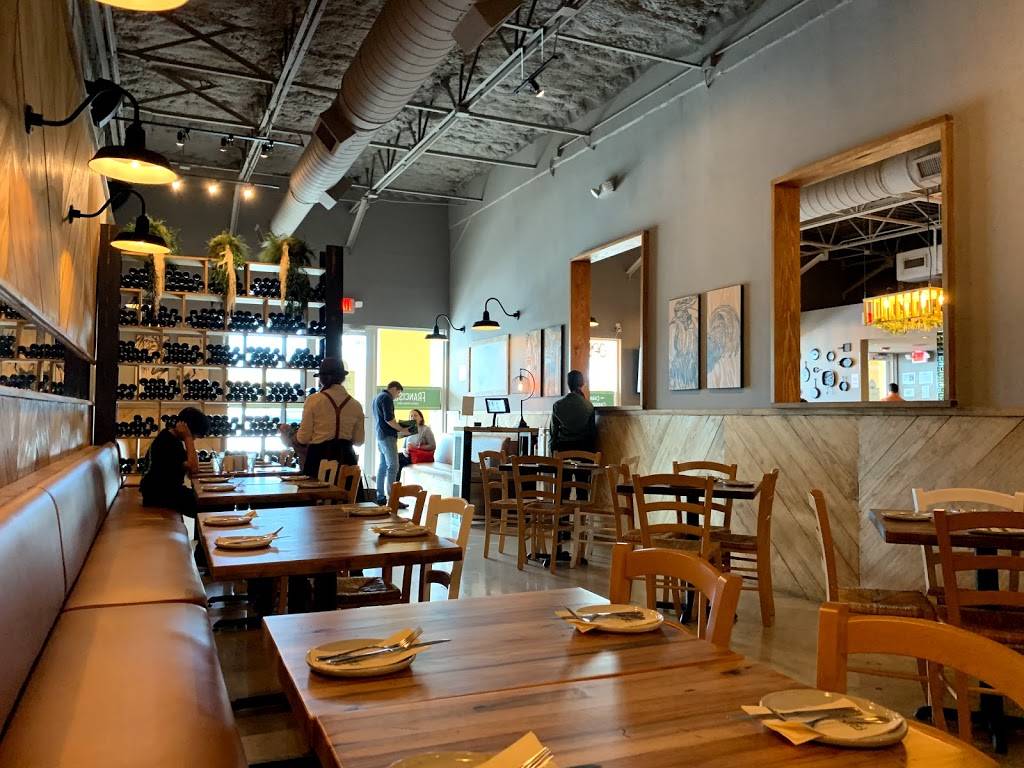 Francisca Restaurant | restaurant | 10802 NW 58th St, Doral, FL 33178, USA | 7865421393 OR +1 786-542-1393