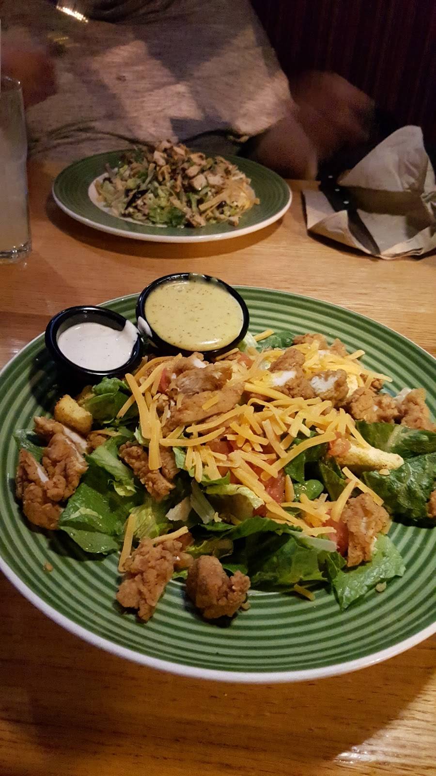 Applebees Grill + Bar | restaurant | 1893 W, MN-36, Roseville, MN 55113, USA | 6516970648 OR +1 651-697-0648