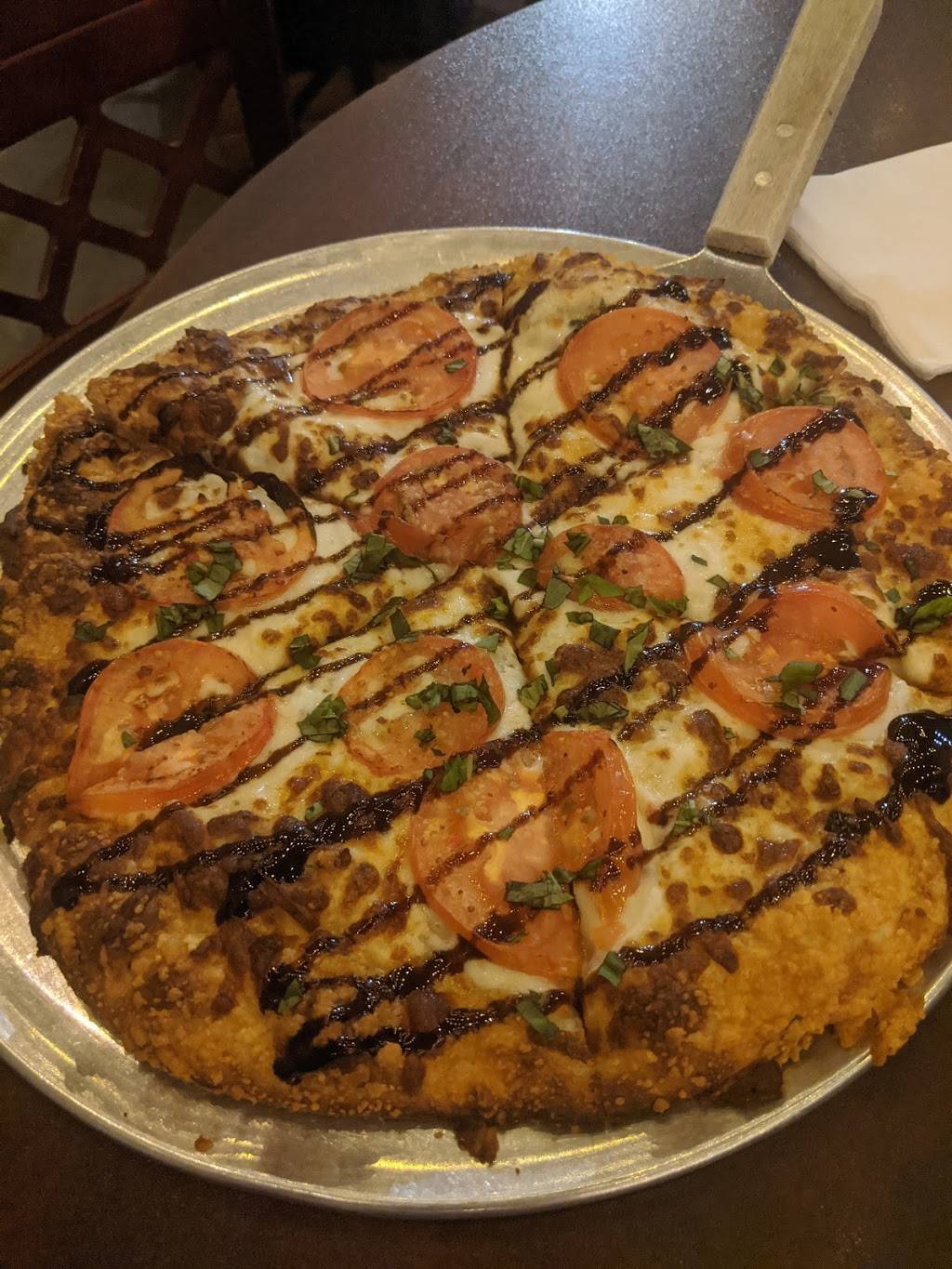 Fenton Winery & Brewery | restaurant | 1370 N Long Lake Rd, Fenton, MI 48430, USA | 8103734194 OR +1 810-373-4194