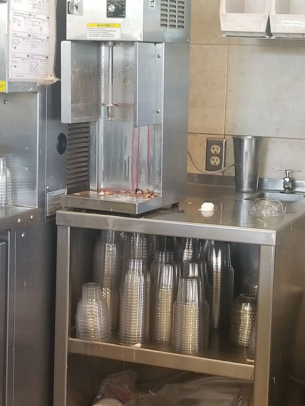 Dairy Queen | restaurant | 11355 Donner Pass Rd, Truckee, CA 96161, USA | 5305877055 OR +1 530-587-7055