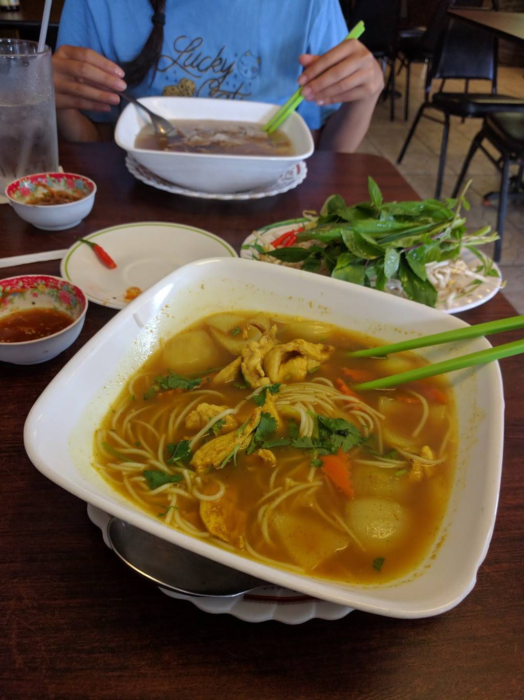 Truc Lam Restaurant | restaurant | 3737 Gravois Ave, St. Louis, MO 63116, USA | 3147761299 OR +1 314-776-1299