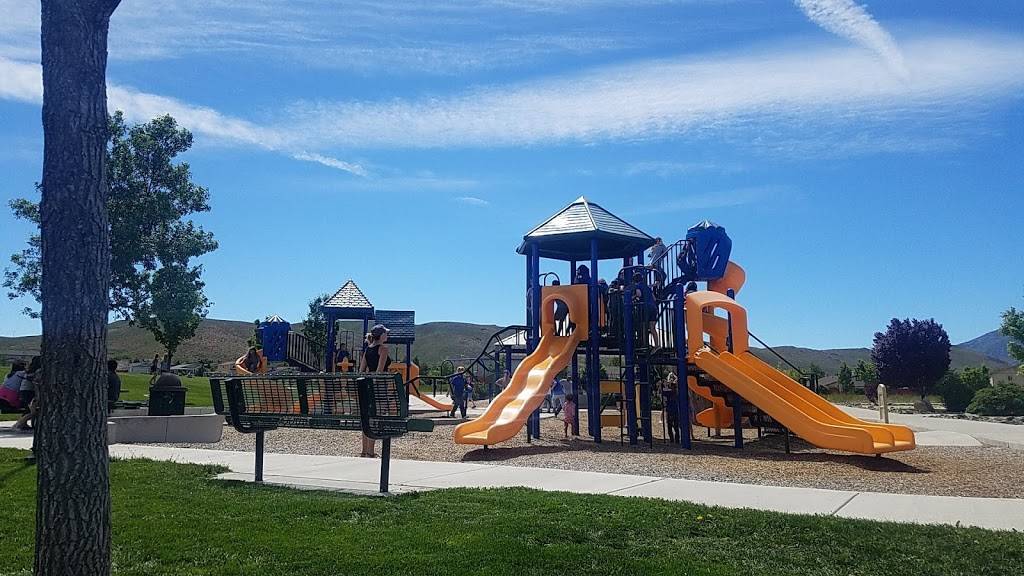 Village Grill | restaurant | 18705 Village Center Dr #201, Reno, NV 89508, USA | 7759729900 OR +1 775-972-9900