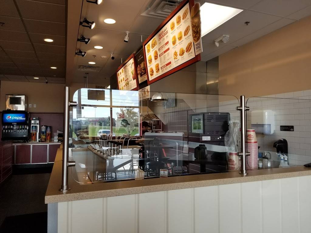 Wayback Burgers | restaurant | 6290 University Dr NW Suite F, Huntsville, AL 35806, USA | 2565329009 OR +1 256-532-9009