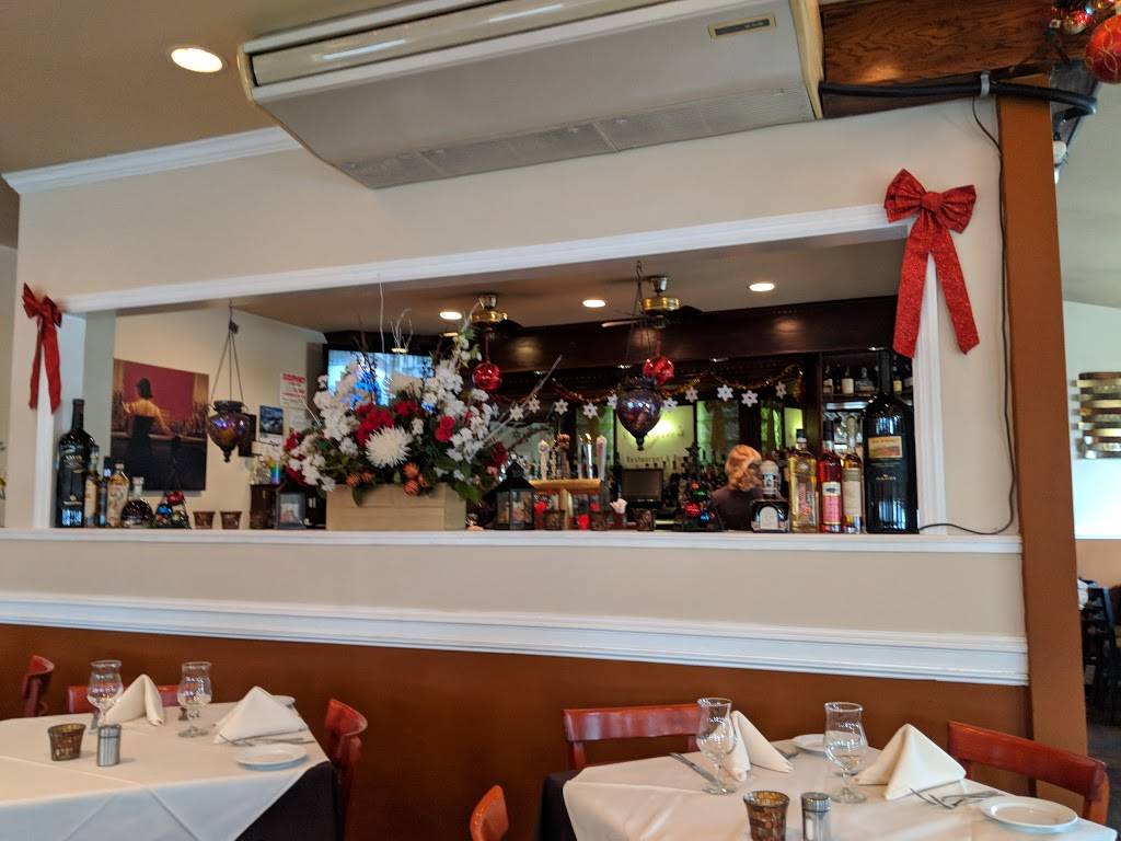 Sergios | restaurant | 301 Columbus Ave, Valhalla, NY 10595, USA | 9149463580 OR +1 914-946-3580