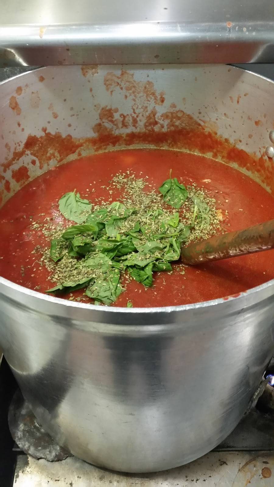 La Piazza Italian Restaurant | restaurant | 7277 NC-42, Raleigh, NC 27603, USA | 9196625007 OR +1 919-662-5007