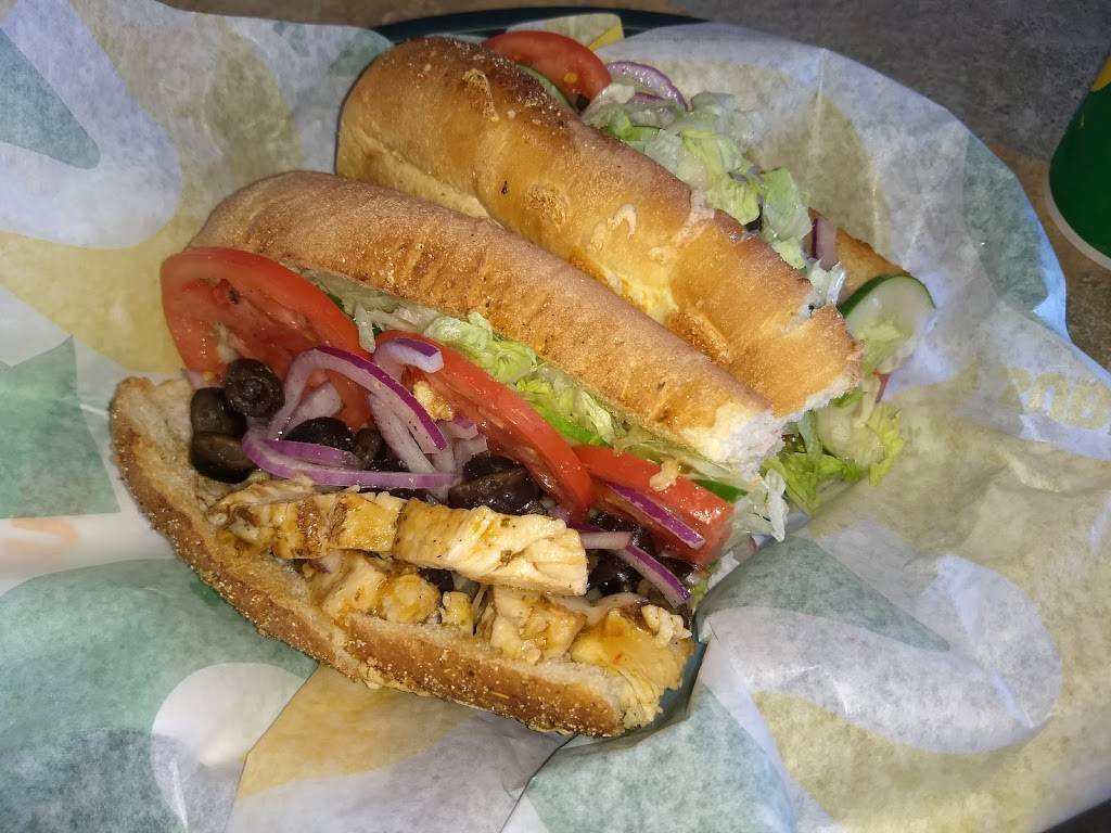 Subway | restaurant | 4518 S Semoran Blvd, Orlando, FL 32822, USA | 4073800988 OR +1 407-380-0988