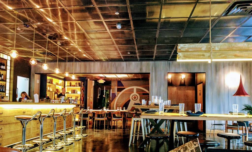 The Lounge by The Arketekt | restaurant | 1200 Brickell Bay Dr #107, Miami, FL 33131, USA | 7864826989 OR +1 786-482-6989