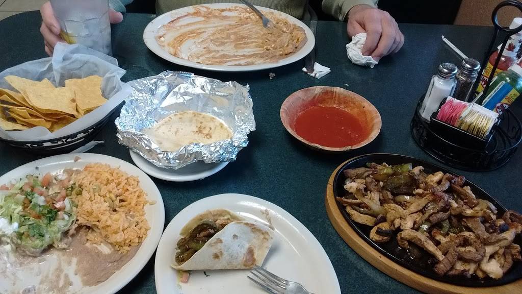 El Metate Mexican Grill & Bar | restaurant | 203 W 8th St, Fairmount, IN 46928, USA | 7659483005 OR +1 765-948-3005