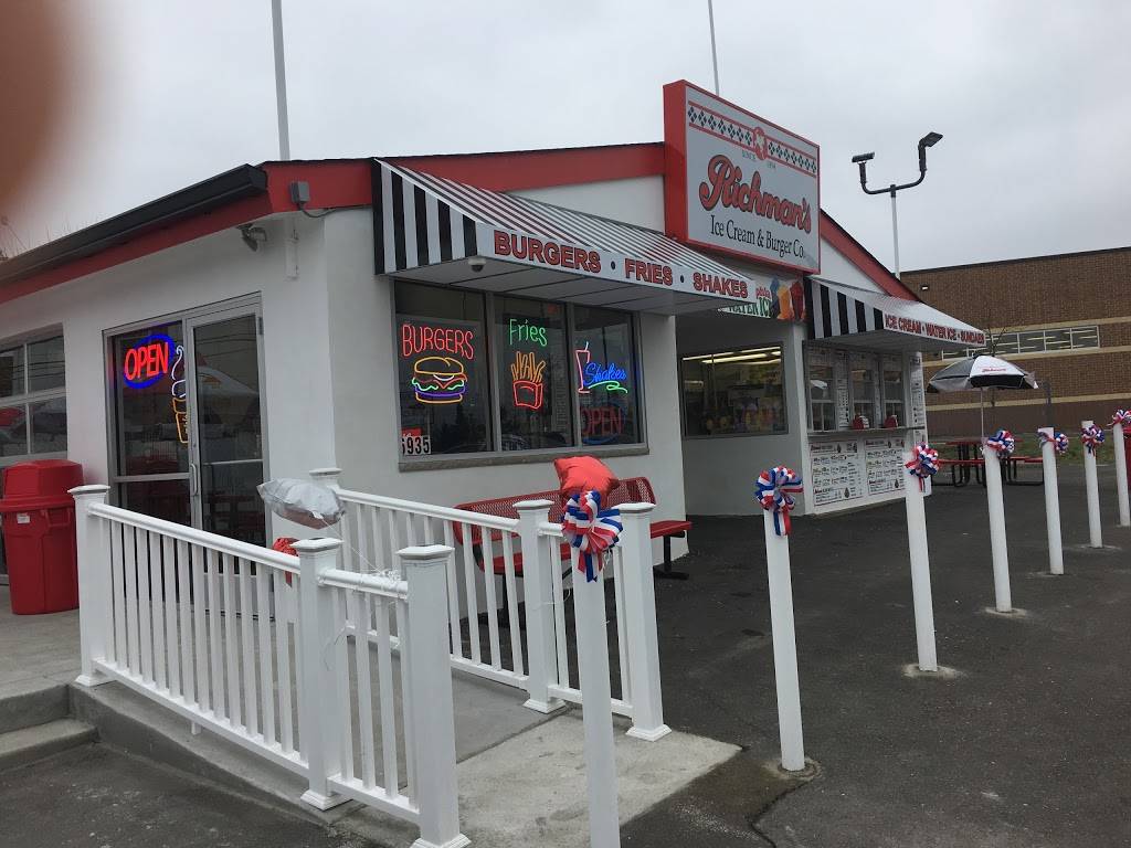 Richmans Ice Cream & Burger Co. | restaurant | 6935 Emilie Rd, Levittown, PA 19057, USA | 2159431801 OR +1 215-943-1801