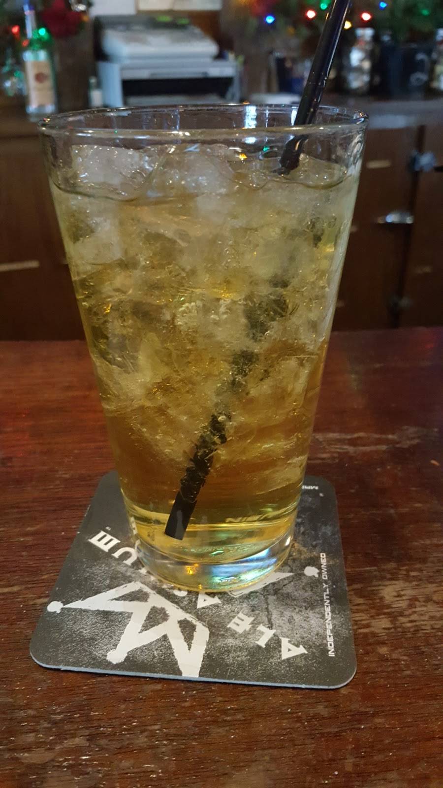 Bristled Boar Saloon & Grill | restaurant | 2611 Branch St, Middleton, WI 53562, USA | 6088310436 OR +1 608-831-0436