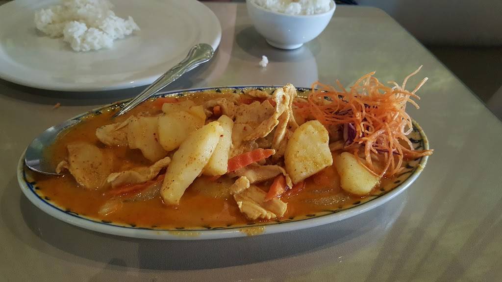 Thai Chili | restaurant | 210 S US-377, Roanoke, TX 76262, USA | 6825024843 OR +1 682-502-4843