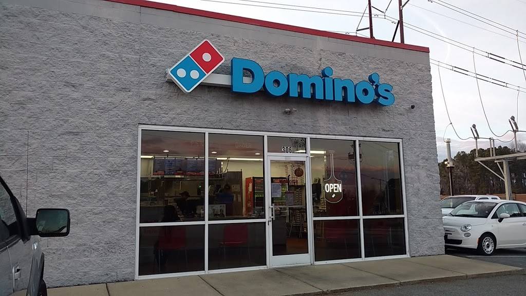 Dominos Pizza | meal delivery | 306 Fish Dr, Angier, NC 27501, USA | 9193312444 OR +1 919-331-2444