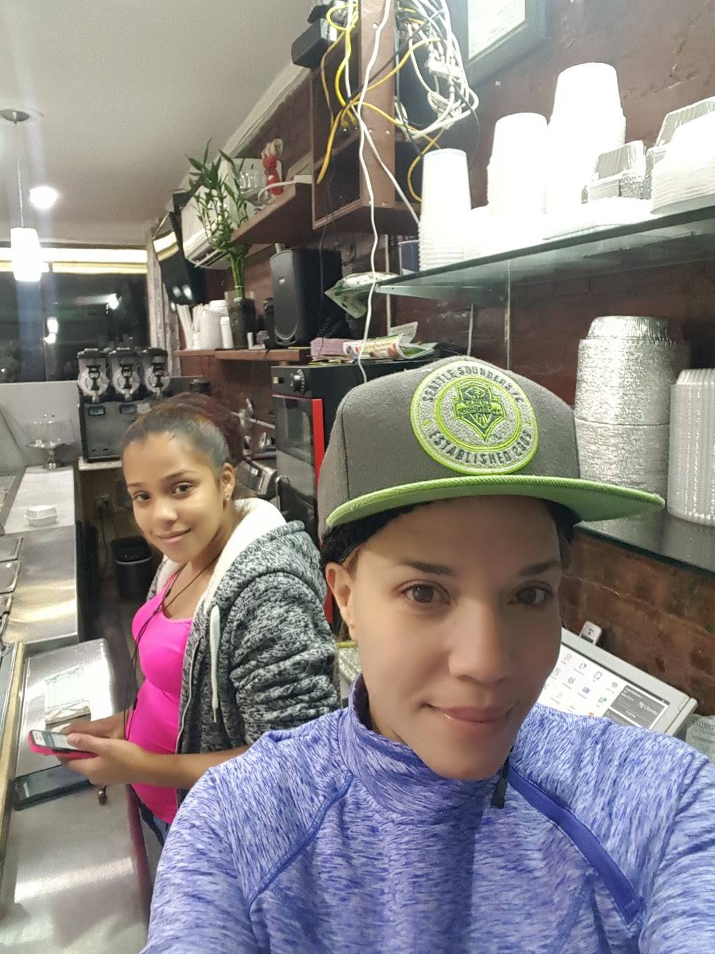 El Rinconcito Del Sabor Dominicano | restaurant | 254 E 204th St, Bronx, NY 10458, USA | 9178011300 OR +1 917-801-1300