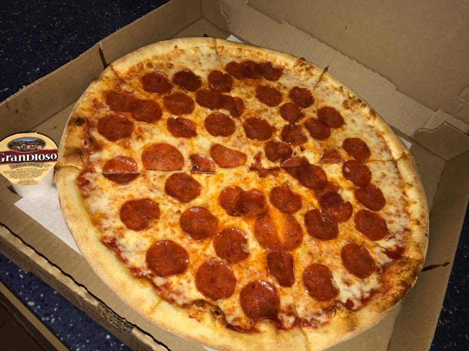 Marcellos Pizza | restaurant | 421 Center St, Mt Wolf, PA 17347, USA | 7172660607 OR +1 717-266-0607