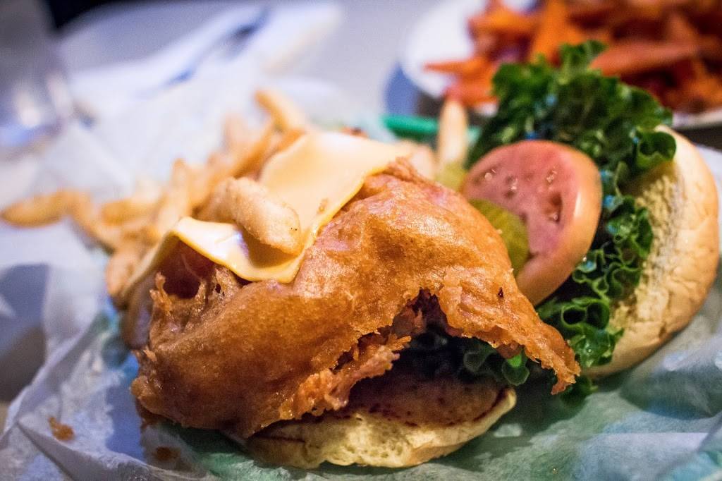 Tune Inn | restaurant | 331 Pennsylvania Ave SE, Washington, DC 20003, USA | 2025432725 OR +1 202-543-2725