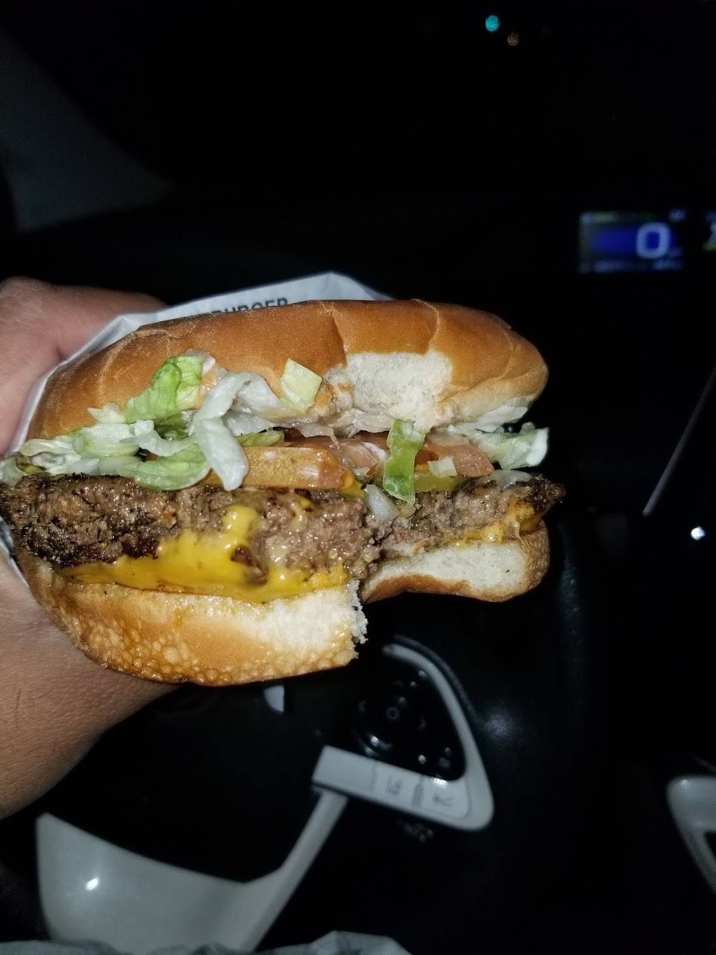 Fatburger & Buffalo’s Express | restaurant | 570 S Clovis Ave Suite 101A, Fresno, CA 93727, USA | 5592289922 OR +1 559-228-9922