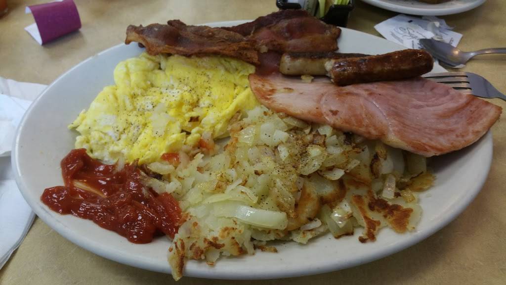 TDs Coney Island | restaurant | 18412 Telegraph Rd C, Romulus, MI 48174, USA | 7349414977 OR +1 734-941-4977