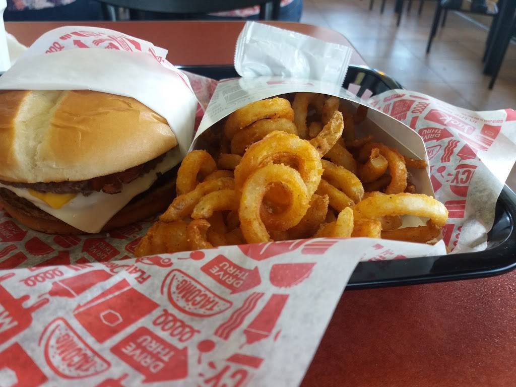 Jack in the Box | restaurant | 1243 N Highland Ave, Hollywood, CA 90038, USA | 3234617605 OR +1 323-461-7605