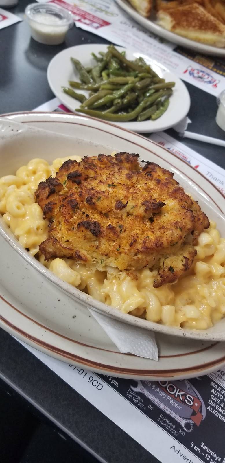 9 Central Diner | restaurant | 9 N Central Ave, Ridgely, MD 21660, USA | 4106348262 OR +1 410-634-8262