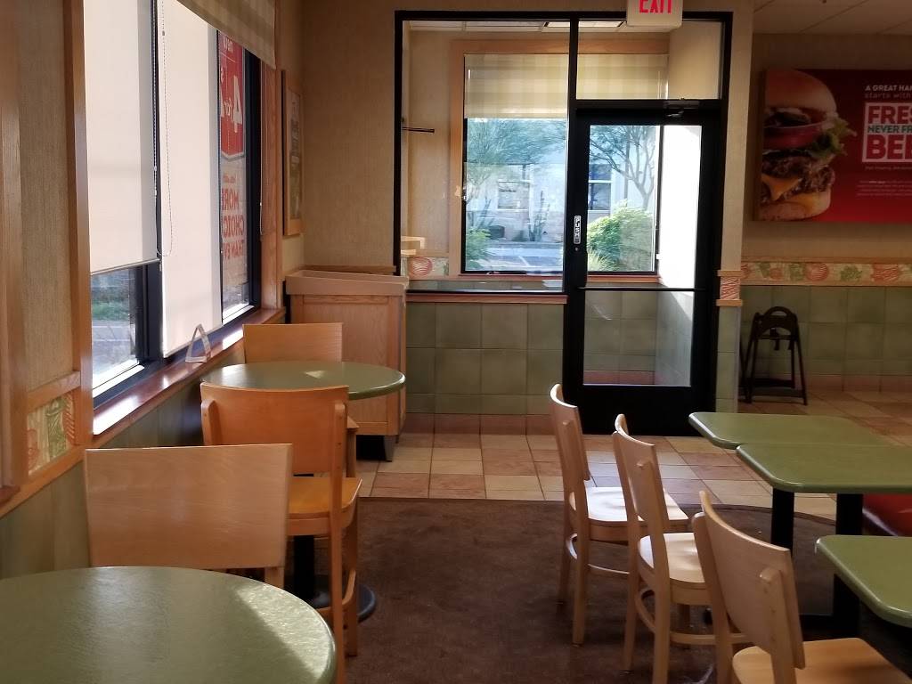 Wendys | restaurant | 1916 S Greenfield Rd, Mesa, AZ 85206, USA | 4804974665 OR +1 480-497-4665