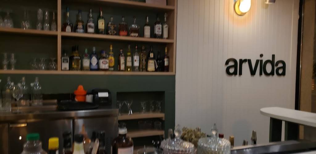 Valentine | restaurant | 70 Rue Principale, Granby, QC J2G 2T4, Canada | 4507775947 OR +1 450-777-5947