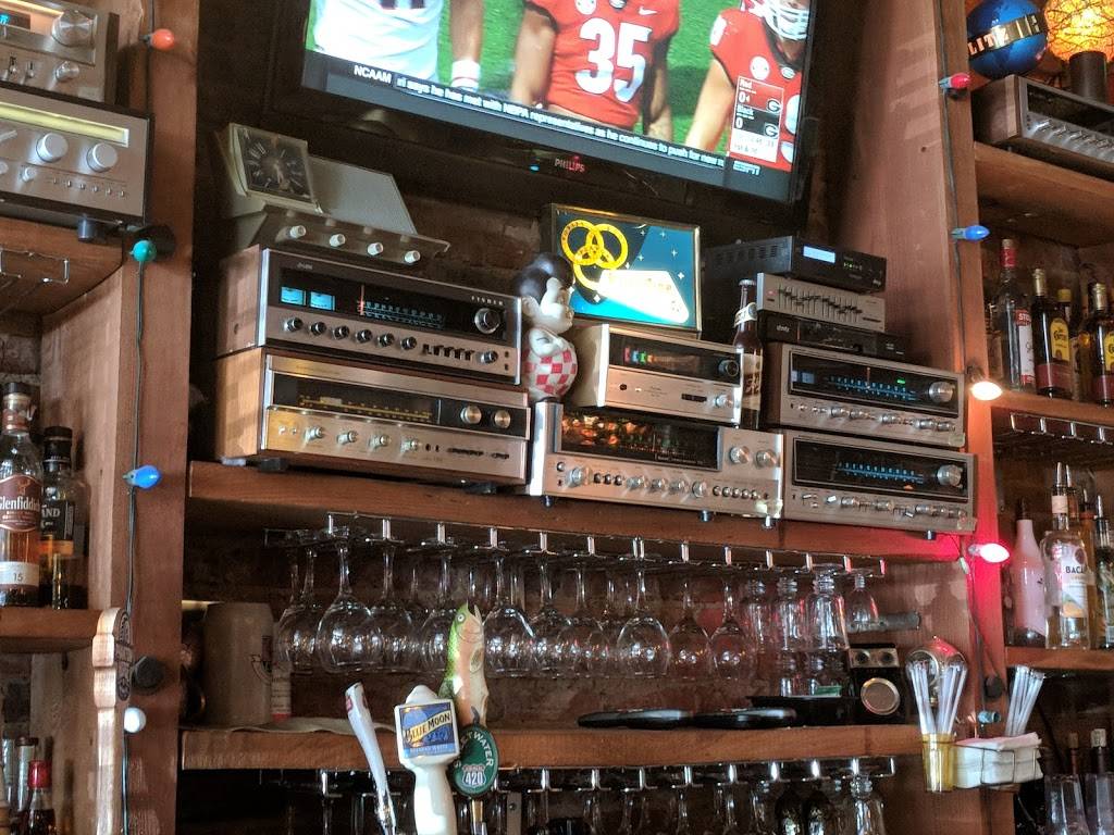 Ate Track Bar & Grill | restaurant | 25 N Wall St, Cartersville, GA 30120, USA | 4703154369 OR +1 470-315-4369