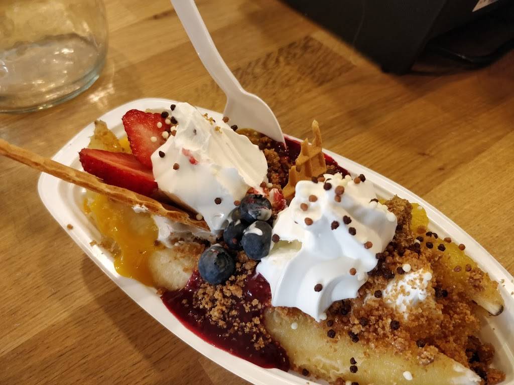 Le berlingot | restaurant | 218 Boulevard Sainte-Rose, Laval, QC H7L 1L6, Canada | 4509371180 OR +1 450-937-1180