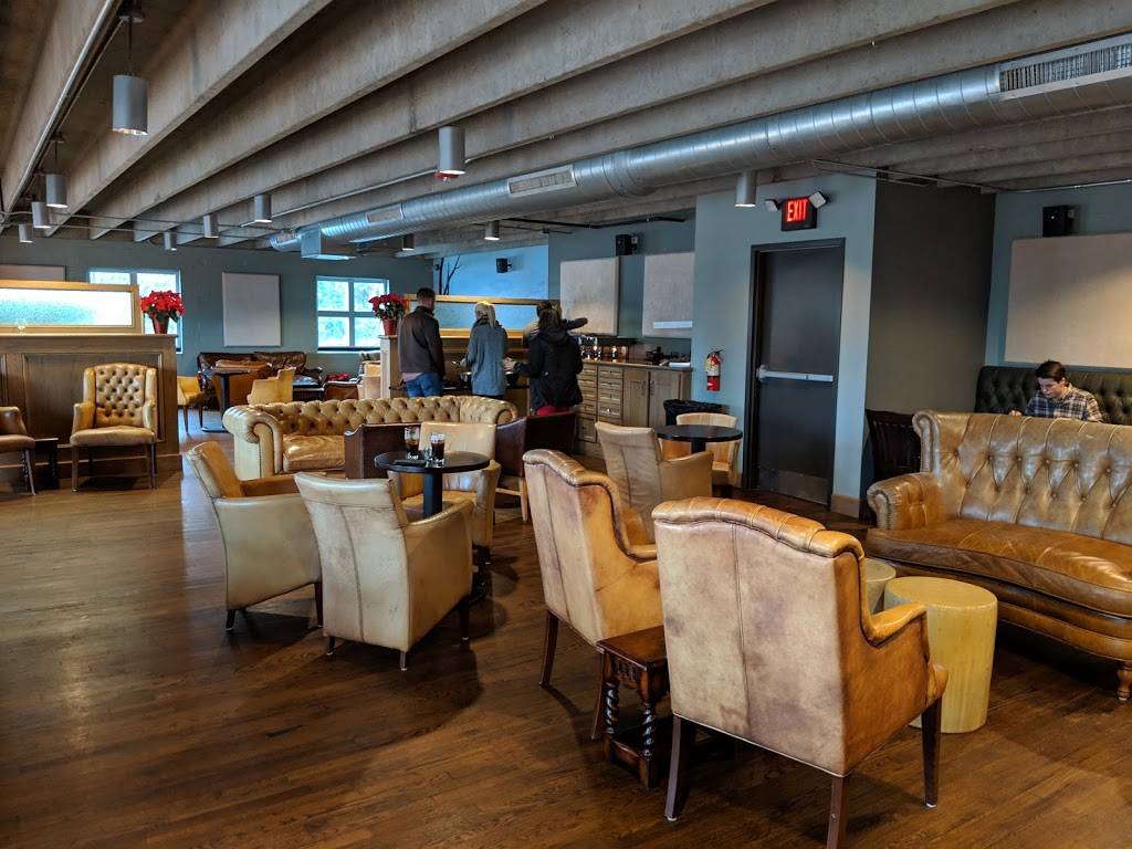 The Broken Spoke | restaurant | 227 Southside Dr A1, Charlotte, NC 28217, USA | 7044699540 OR +1 704-469-9540