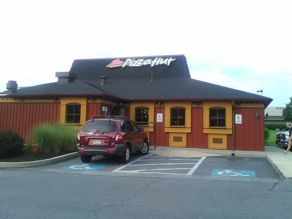 Pizza Hut | restaurant | 320 N Reading Rd, Ephrata, PA 17522, USA | 7177384284 OR +1 717-738-4284